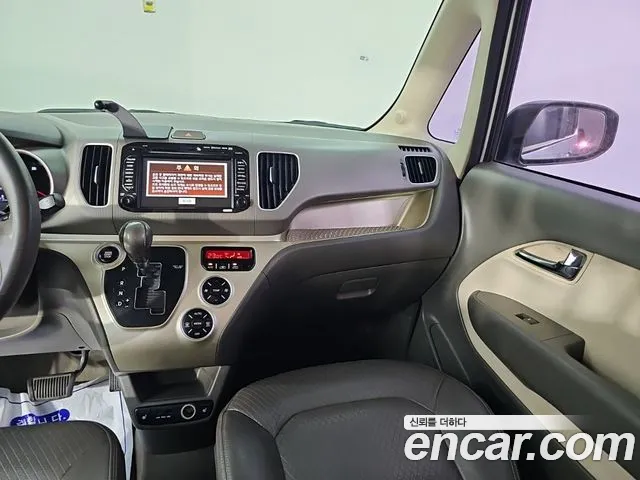 Kia Ray 2012 thumb 10