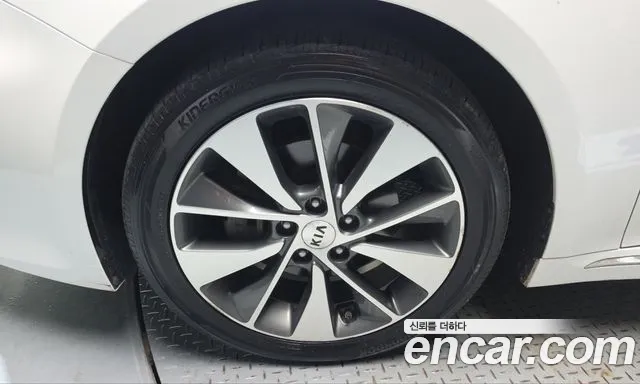 Kia K5 2016 thumb 5