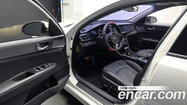 Kia K5 2016 thumb 10