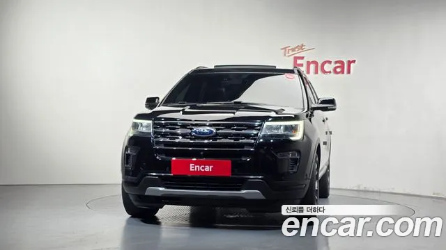 Ford Explorer 2018 thumb 3
