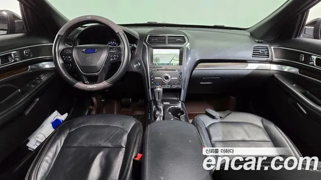 Ford Explorer 2018 thumb 7