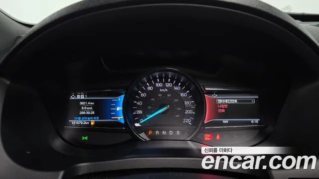 Ford Explorer 2018 thumb 8