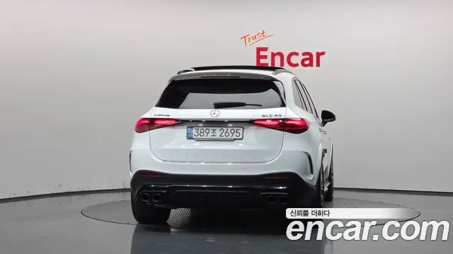 Mercedes-Benz GLC 2024 thumb 4