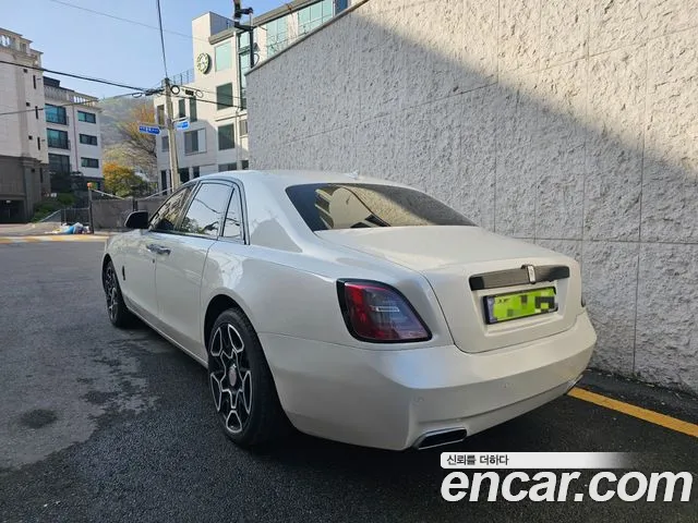 Rolls-Royce Ghost 2014 thumb 4