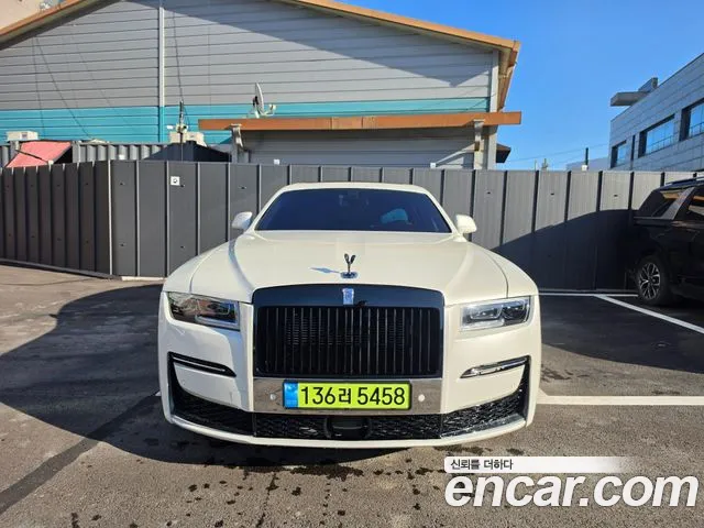 Rolls-Royce Ghost 2014 thumb 11