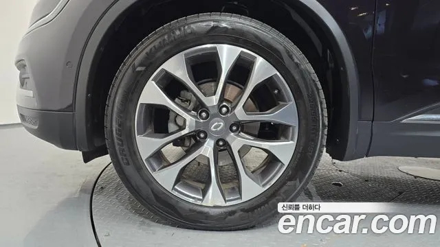 Renault-KoreaSamsung Koleos 2018 thumb 5