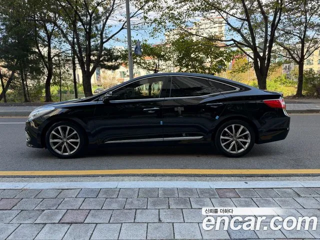 Hyundai Grandeur 2015 thumb 3