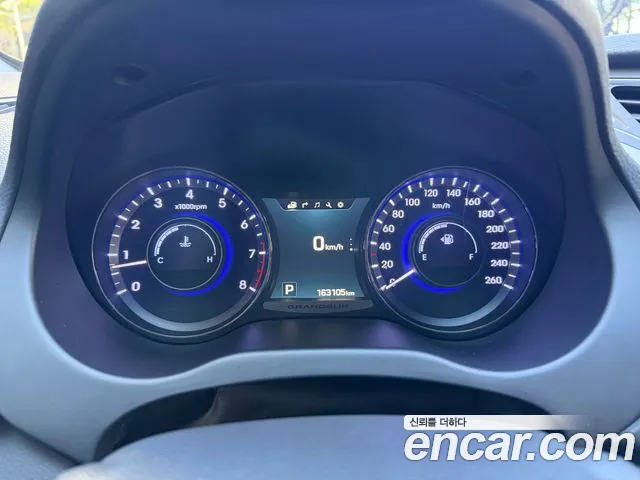 Hyundai Grandeur 2015 thumb 10