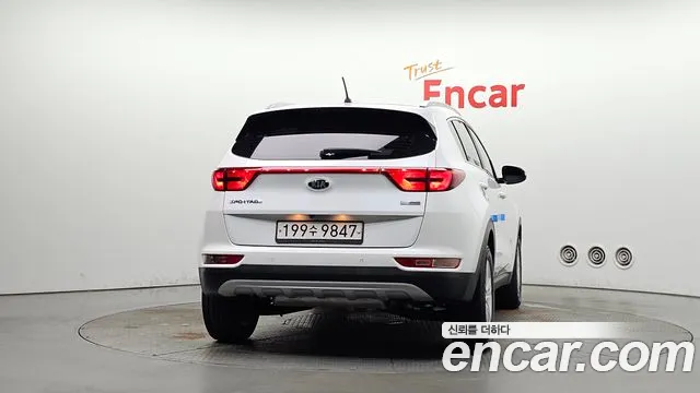 Kia Sportage 2018 thumb 4