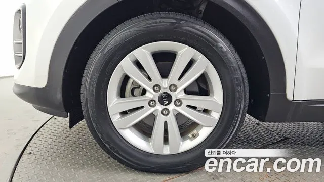Kia Sportage 2018 thumb 5