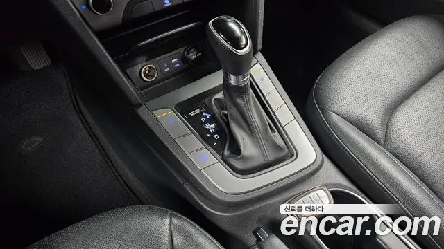 Hyundai Avante 2018 thumb 9