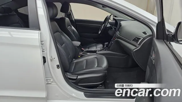 Hyundai Avante 2018 thumb 11