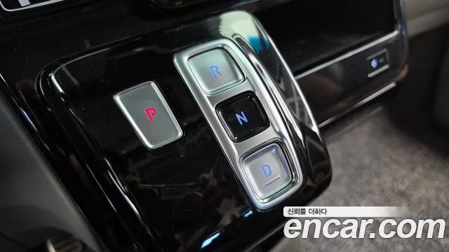 Hyundai Staria 2021 thumb 9