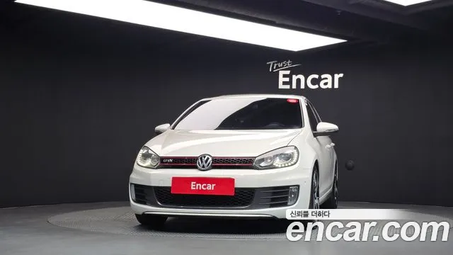 Volkswagen Golf Sportsvan 2011 thumb 3
