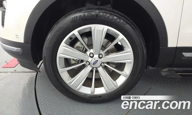 Ford Explorer 2019 thumb 5