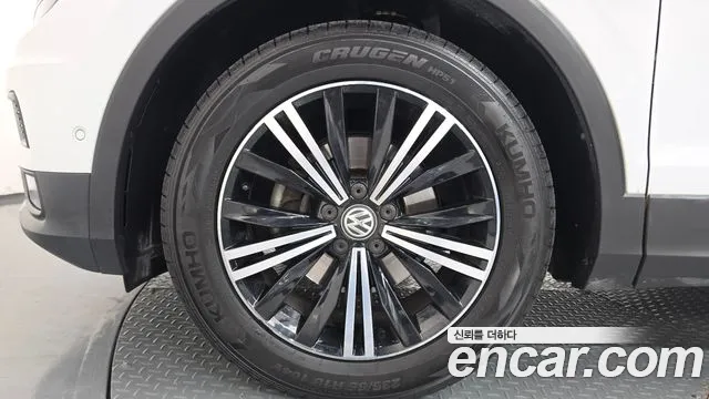 Volkswagen Tiguan 2020 thumb 5