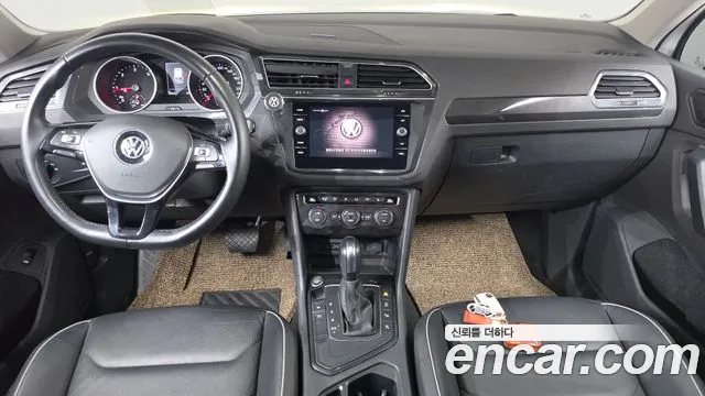 Volkswagen Tiguan 2020 thumb 7