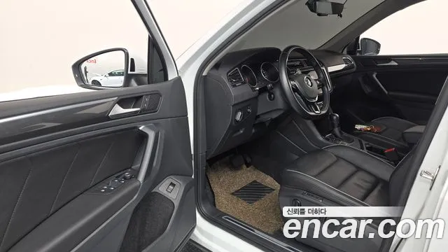 Volkswagen Tiguan 2020 thumb 10