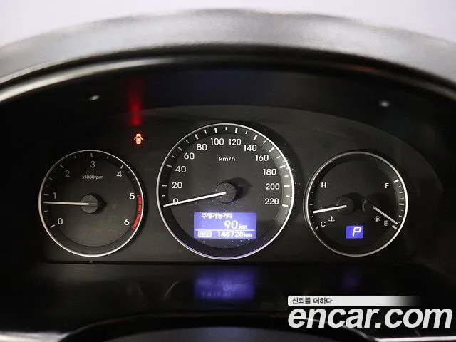 Hyundai Starex 2018 thumb 8