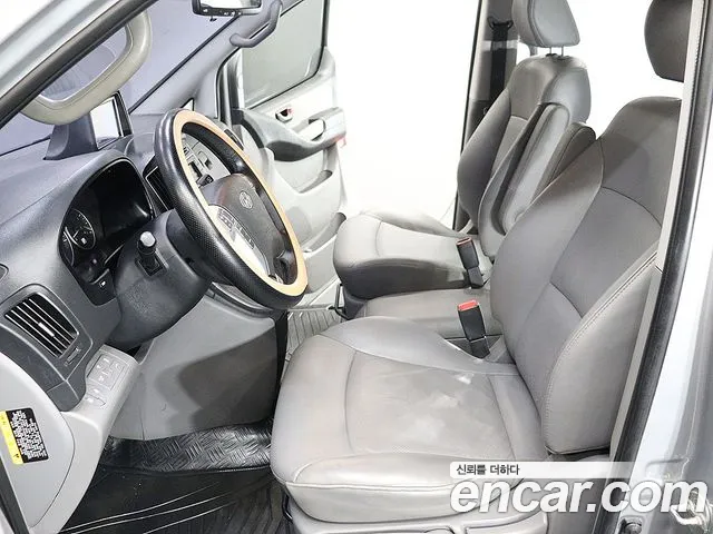 Hyundai Starex 2018 thumb 10