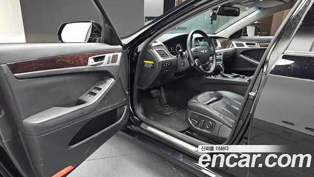 Hyundai Genesis 2014 thumb 10