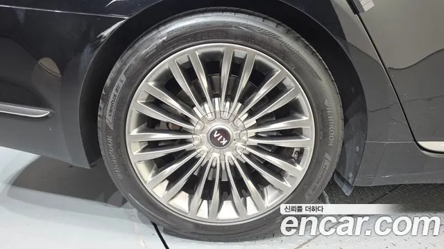 Kia K9 2018 thumb 5