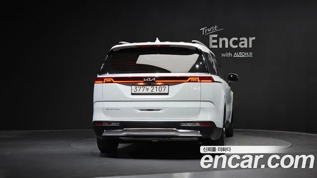 Kia Carnival 2022 thumb 4