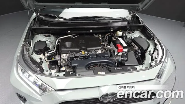 Toyota RAV4 2019 thumb 5
