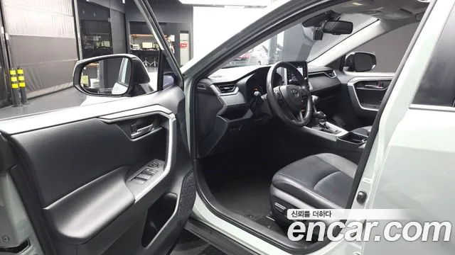 Toyota RAV4 2019 thumb 9
