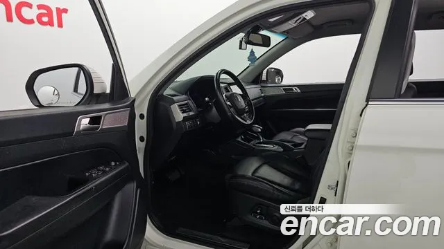 KG_Mobility_Ssangyong Rexton 2019 thumb 10