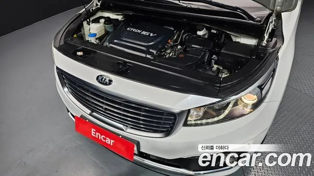 Kia Carnival 2016 thumb 6