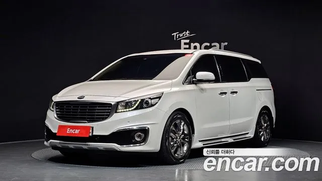 Kia Carnival 2016 thumb 11