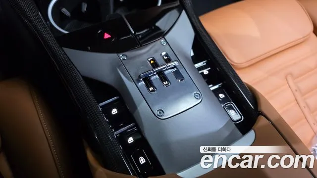 Ferrari Purosangue 2025 thumb 9
