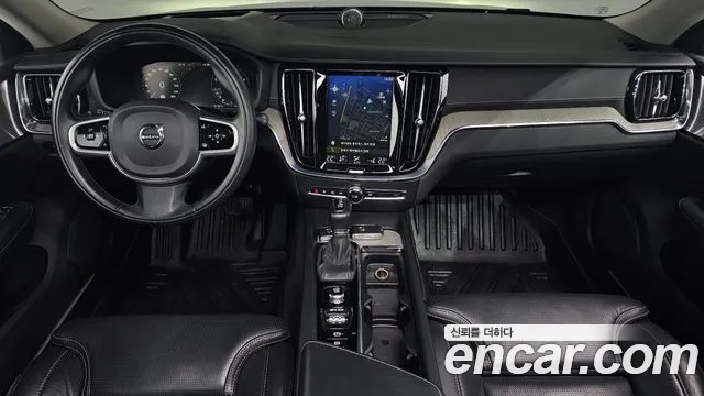 Volvo V60 2020 thumb 7