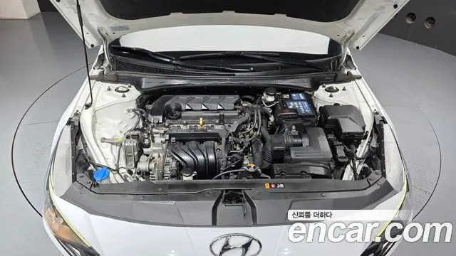 Hyundai Avante 2021 thumb 6