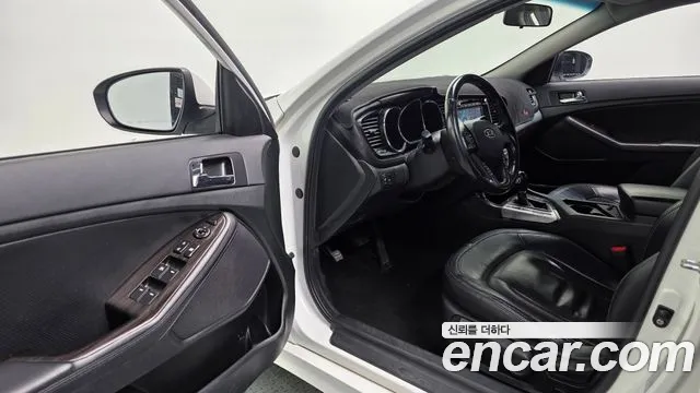 Kia K5 2011 thumb 11