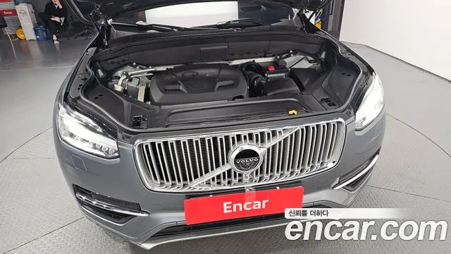 Volvo XC90 2018 thumb 5