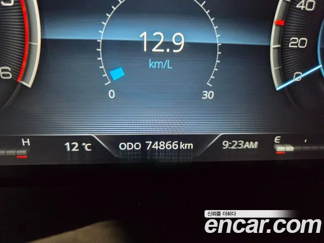 KG_Mobility_Ssangyong Rexton 2022 thumb 10