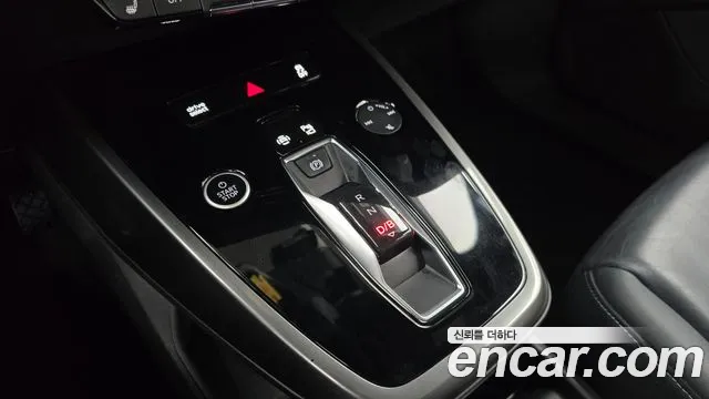 Audi Q4 e-tron 2022 thumb 9