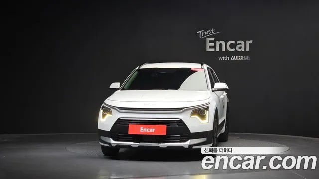 Kia Niro 2022 thumb 2