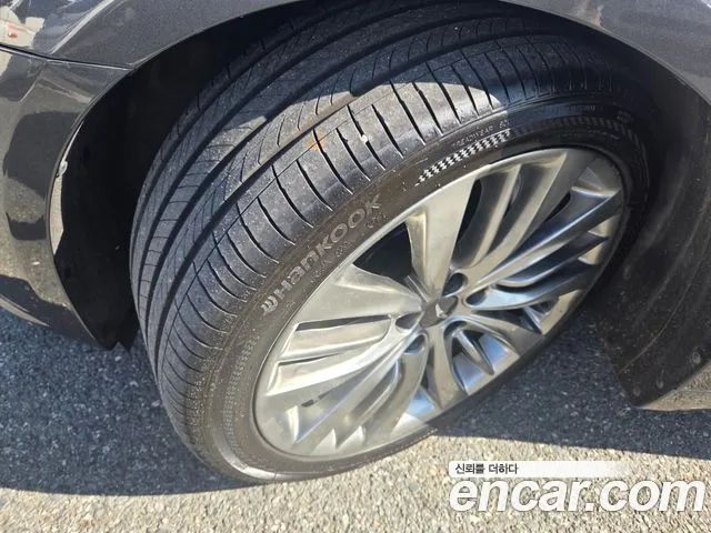 Genesis G80 2018 thumb 5