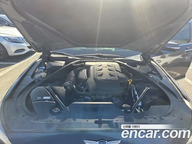 Genesis G80 2018 thumb 6