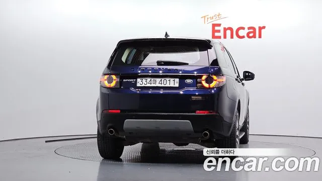 Land Rover Discovery Sport 2019 thumb 4