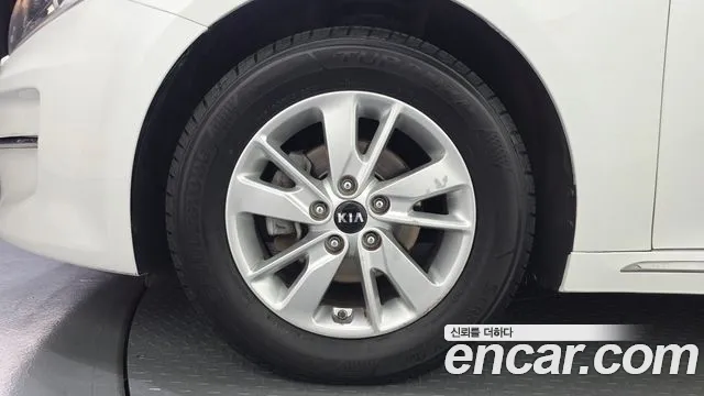 Kia K5 2017 thumb 5