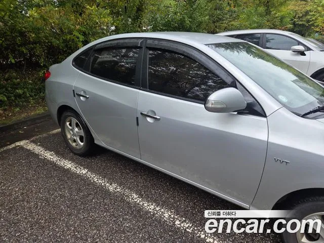 Hyundai Avante 2009 thumb 4