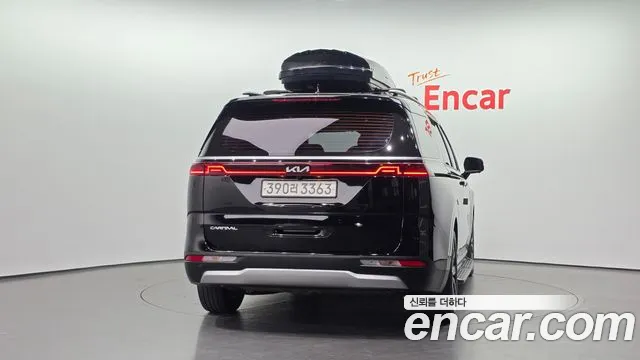 Kia Carnival 2022 thumb 4