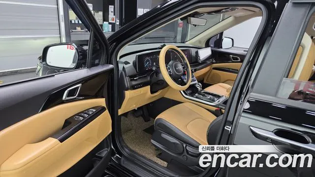 Kia Carnival 2022 thumb 10