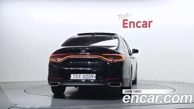 Hyundai Grandeur 2016 thumb 4