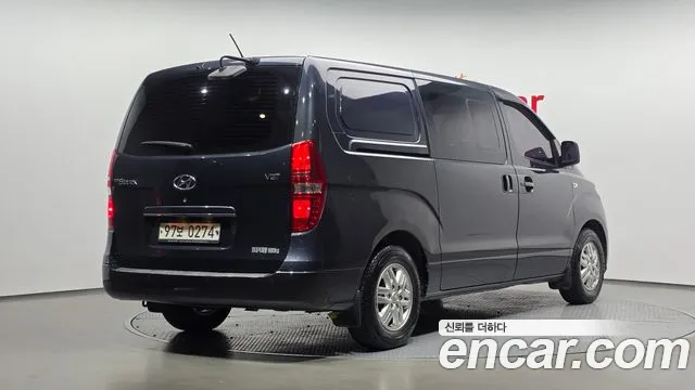 Hyundai Starex 2018 thumb 2