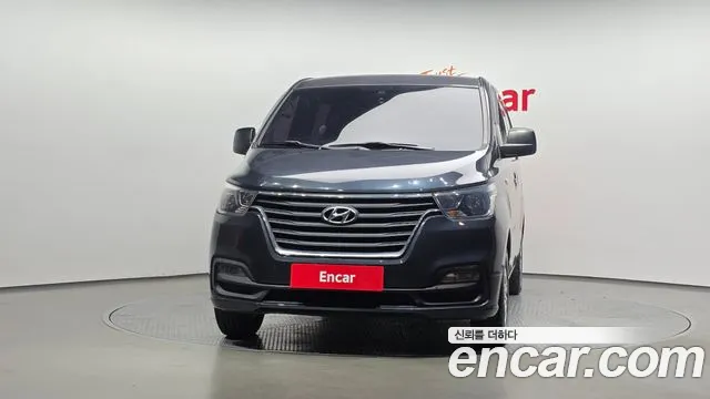 Hyundai Starex 2018 thumb 3